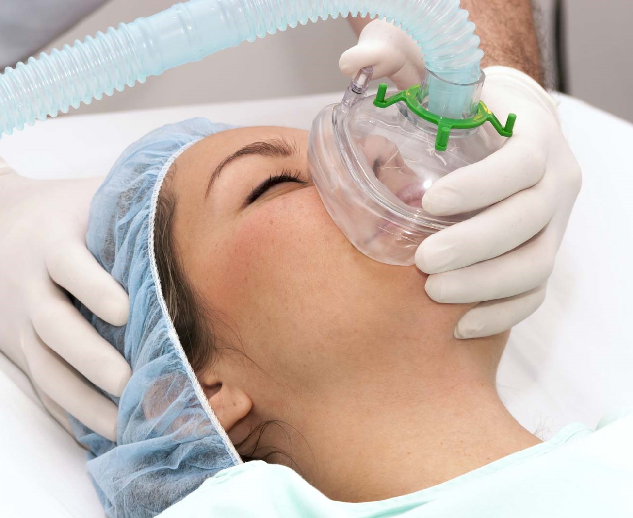 جراحی بینی با بیحسی